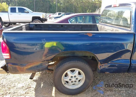 2000 Dodge Dakota Slt/Sport from USA, damaged, VIN 1B7GL22X6YS638460